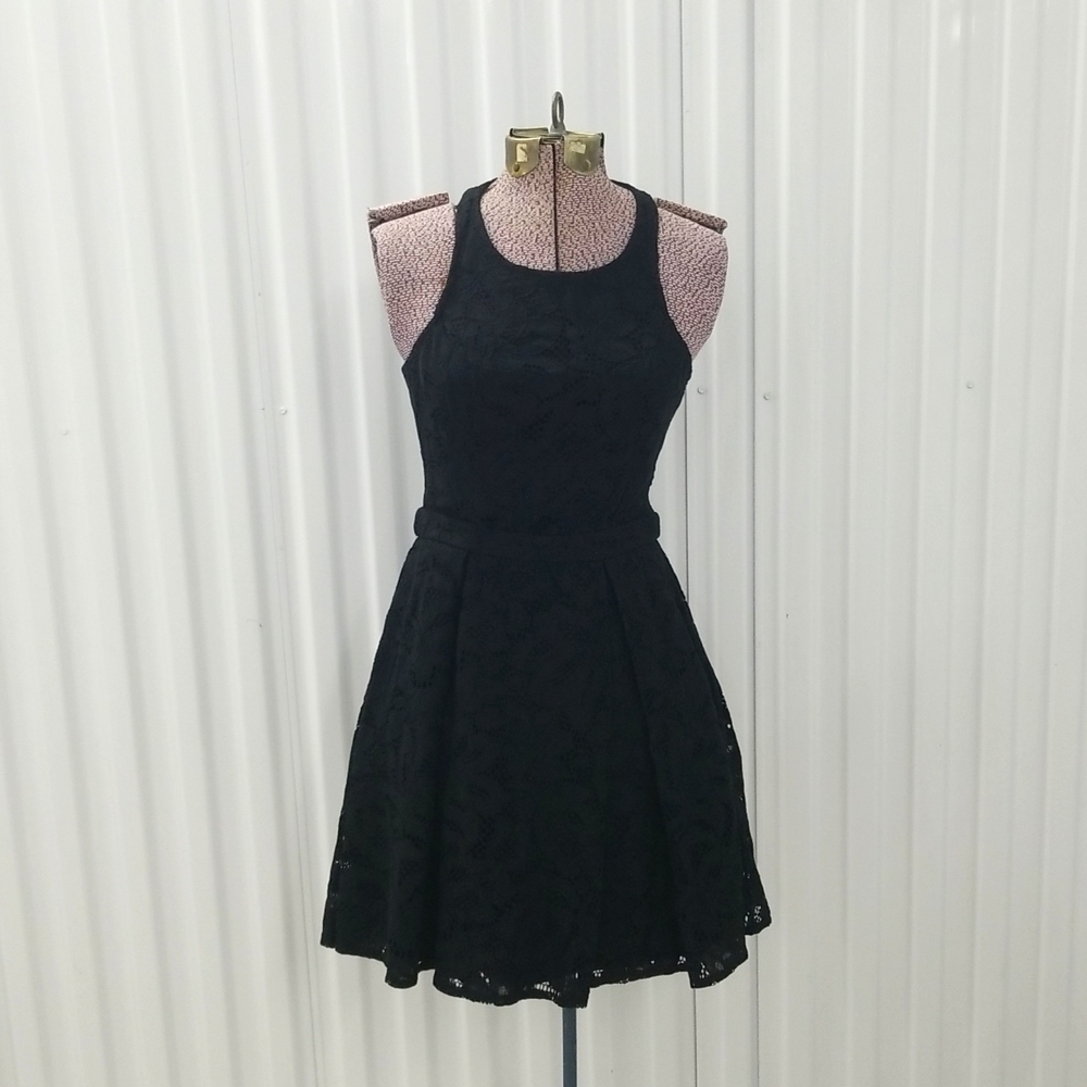 Lulus Black Lace Floral Razor back size cutout Dress